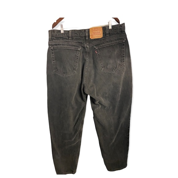 Vintage Levi’s 560 Black High Waisted Jeans - Picture 4 of 13